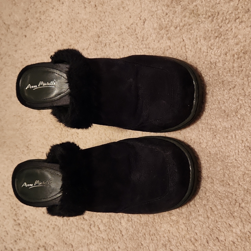 Womens shoes